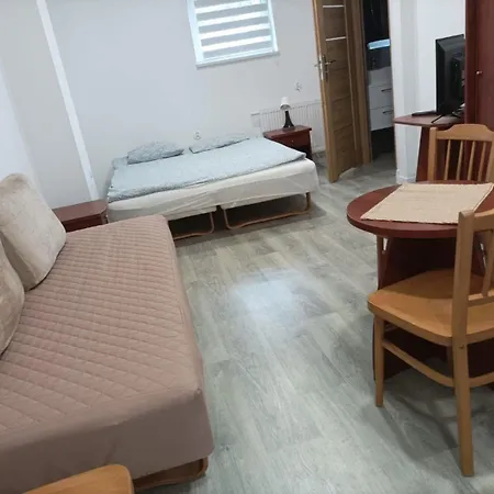 Zakatek - Nad Jeziorem Ostrowo Apartment *