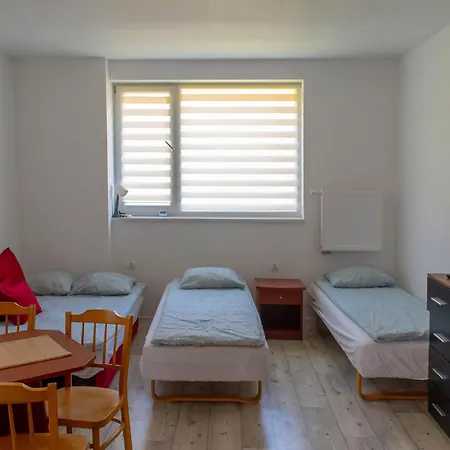 Zakatek - Nad Jeziorem Ostrowo Apartment Troszyn